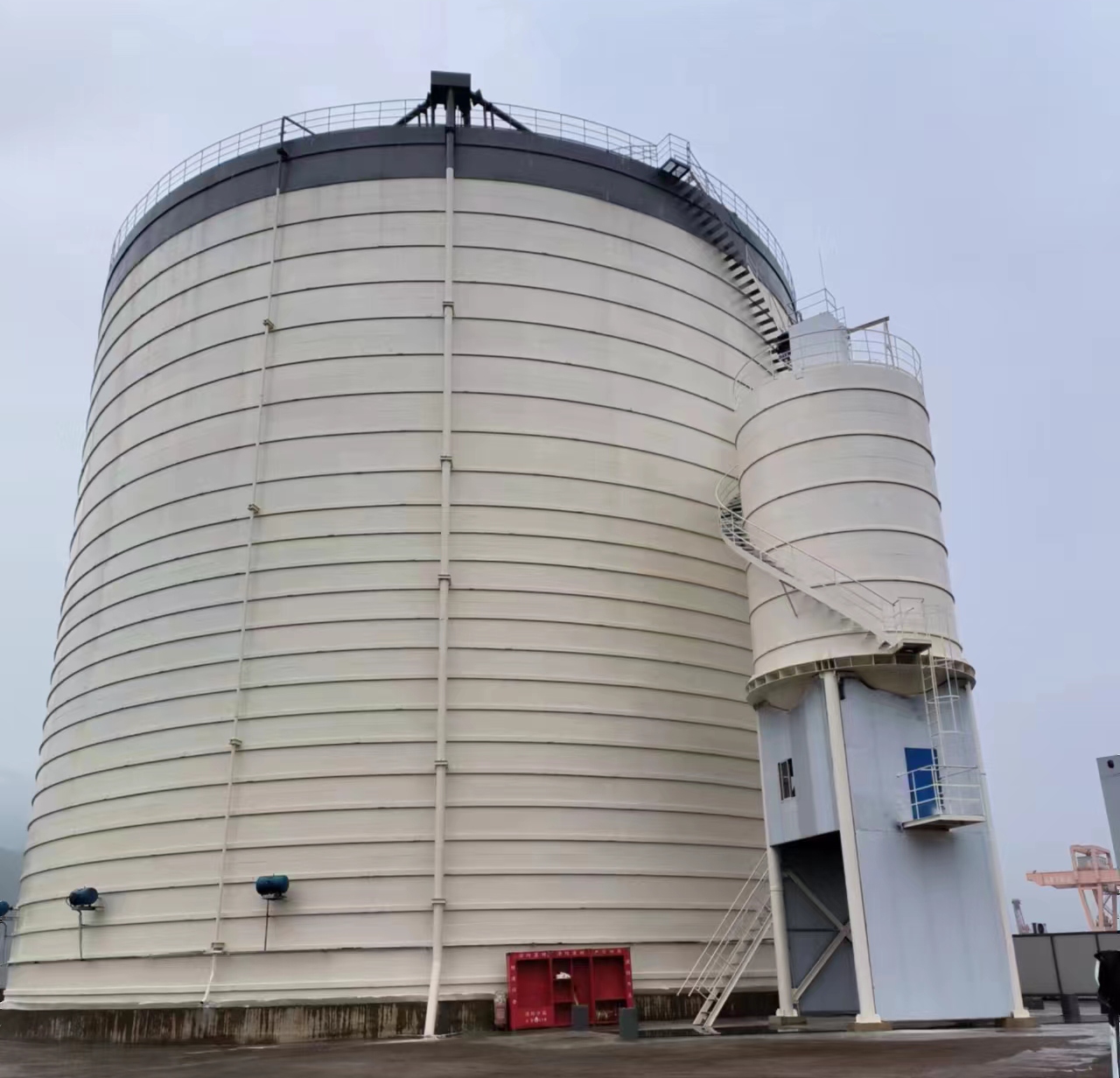 白鹭湖管理区10万吨水泥钢板库